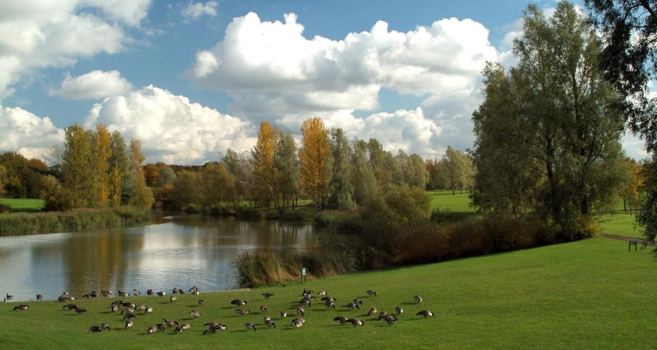 National Badminton Centre Lodge & Health Club Milton Keynes Luaran gambar